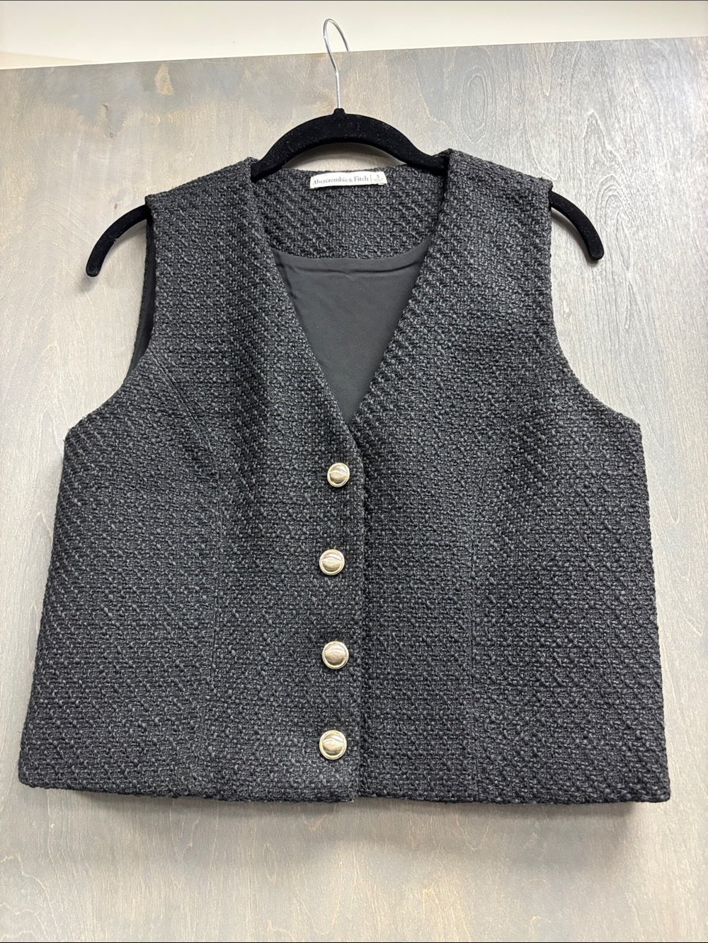 Abercrombie & Fitch Black Knit Vest Size Small. EUC